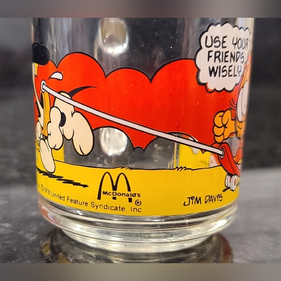 Vintage 1978 Garfield & Odie Collectors Glass Mugs - Set of 2 - Picture 13 of 14